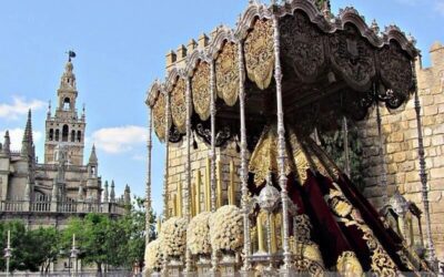 El manto y el techo de palio, en la exposición «In nomine Dei»