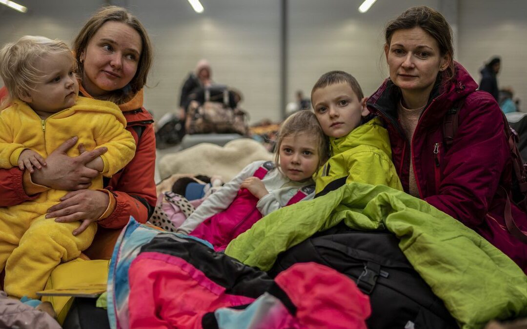 La Hermandad entrega a Cáritas 7.000 euros en apoyo al pueblo ucraniano