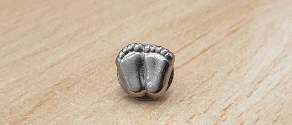 ¿Tienes ya el pin de los «Pies Preciosos»?